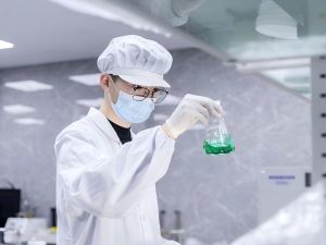 iColor Cosmetics Lab Image 6