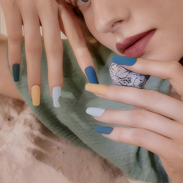 Rubber Matte Press On Nails | Reusable Short Square False Nails | Design Custom OEM & ODM Services by iColor